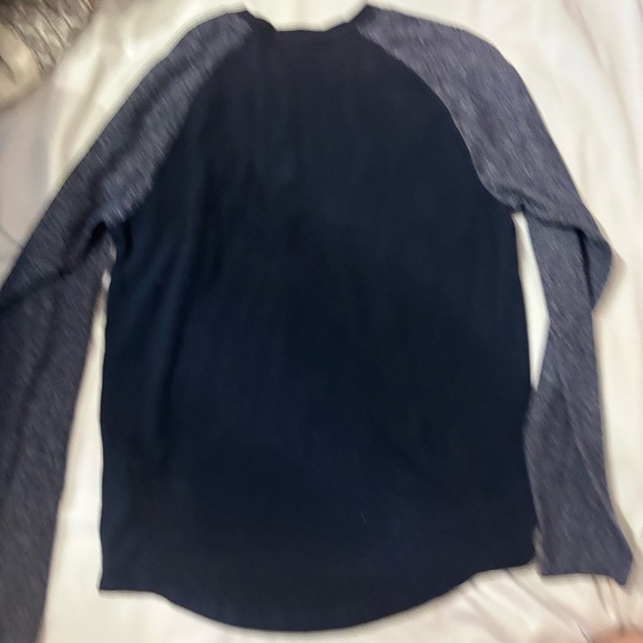 Abercrombie Kids Black and Gray Long Sleeve Shirt - Picture 4 of 6